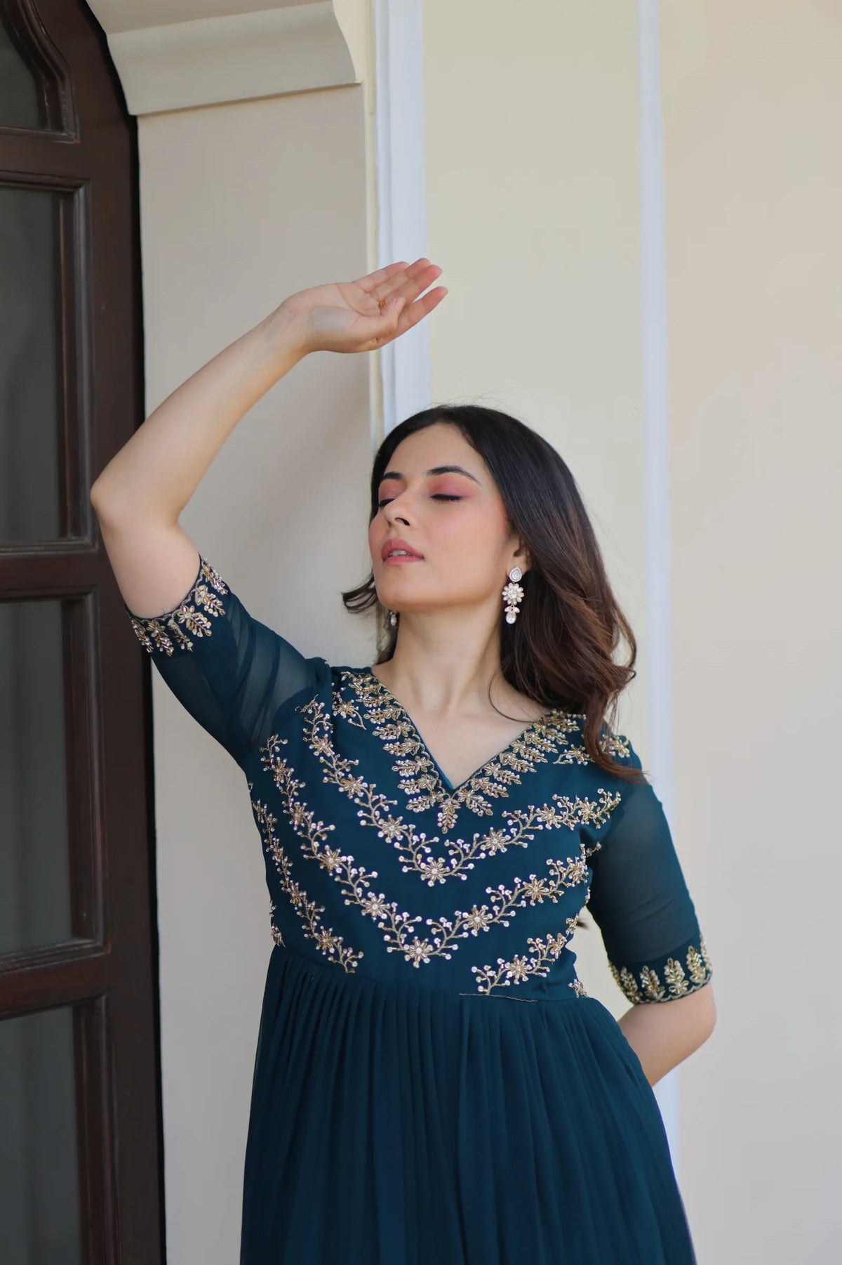 PREMIUM READYMADE DESIGNER GOWN